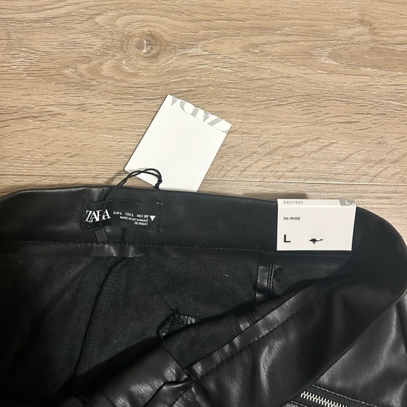 Zara faux leather leggings - Picture 2 of 6